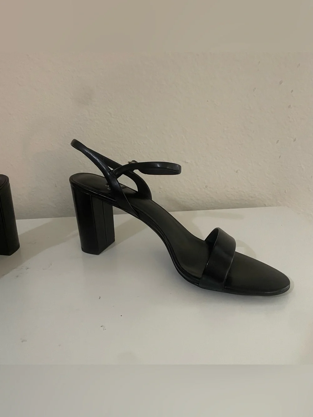 Jeffrey Campbell Go-There Block Heel Sandal Size 10 NEW